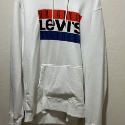 White Levi’s Hoodie 