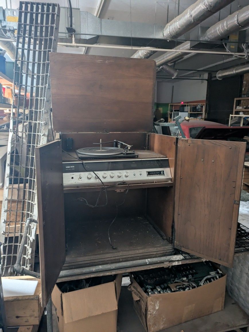 Montgomery Ward Stereo Console