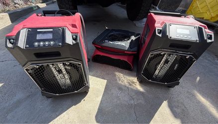 Dihumidifiers. And. Air mover