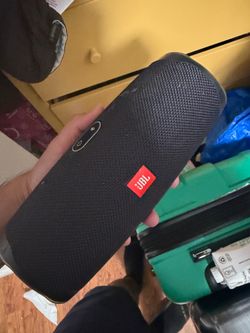 JBL SPEAKER CHARGE