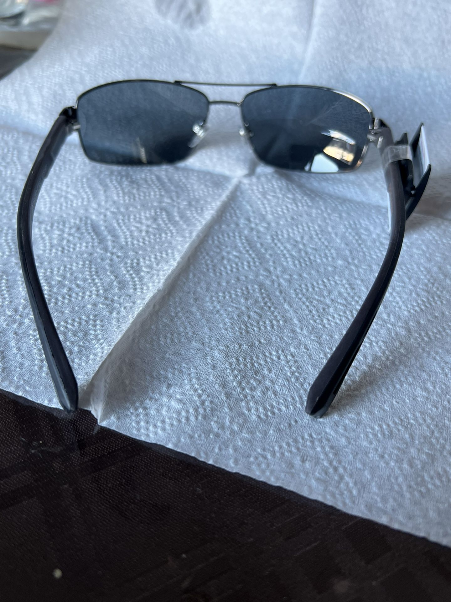 DOCKERS Mens sunglasses Polarized for Sale in Visalia, CA - OfferUp