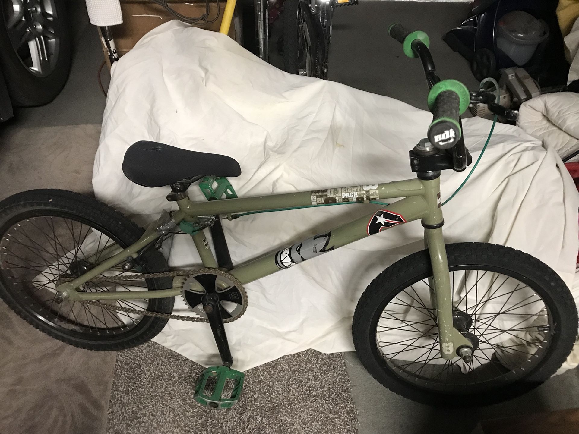 DK Eight Pack BMX Bike