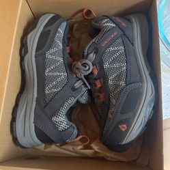 Vasque Monolith Kids Size 12 