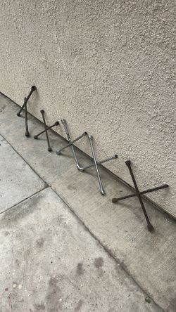 Cross wrenches/crusetazz