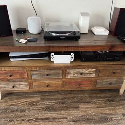 Jerome’s TV Console Table Stand 