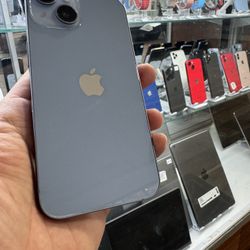 Unlocked iPhone 14 -Desbloqueado - 