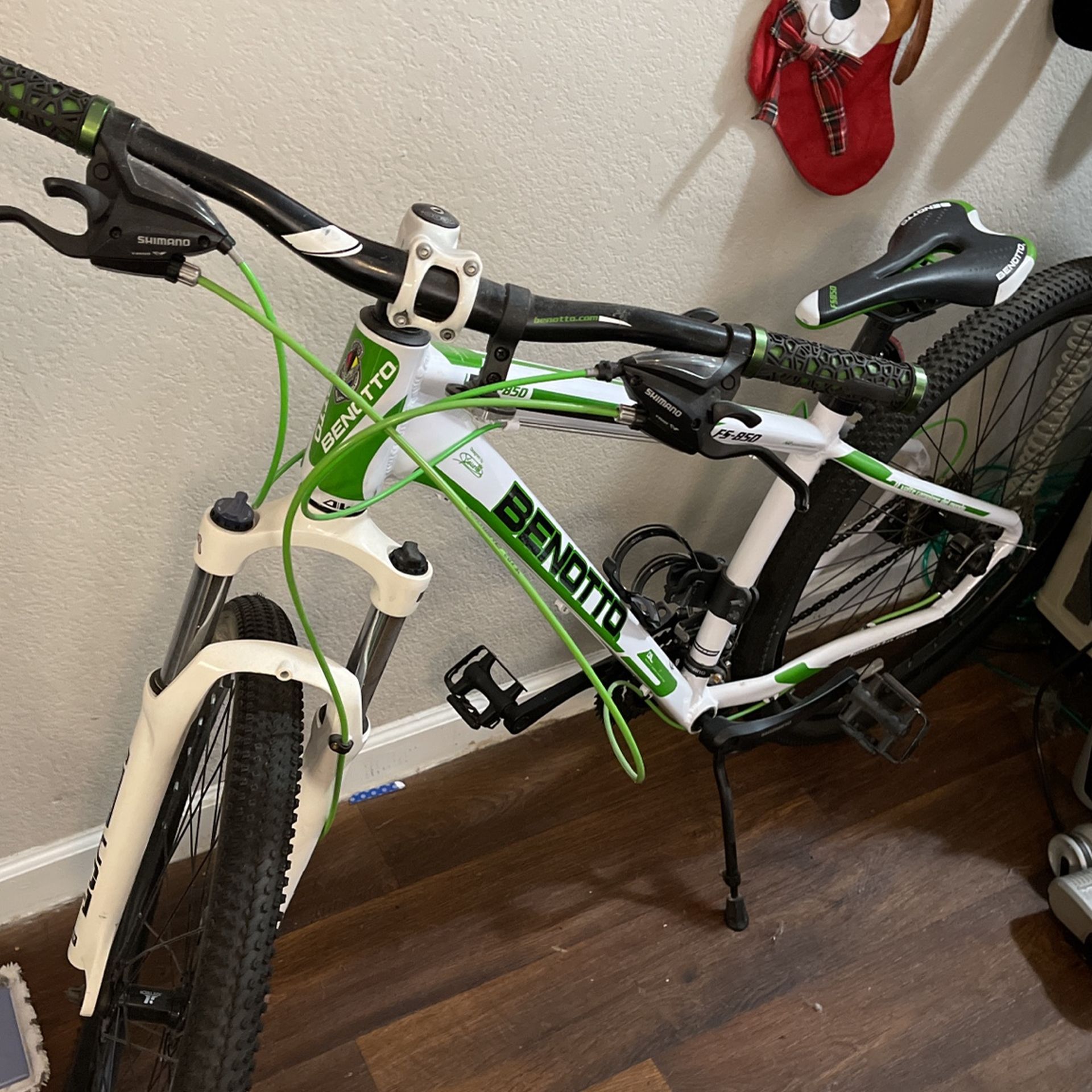 Benotto bike $1500 Or Best Offer No Low Ball