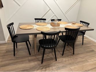 6 Kitchen Chairs