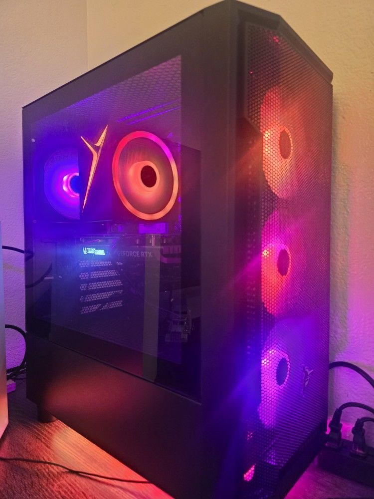 RTX 4060 GAMING PC