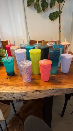 Lot If Starbucks Tumblers