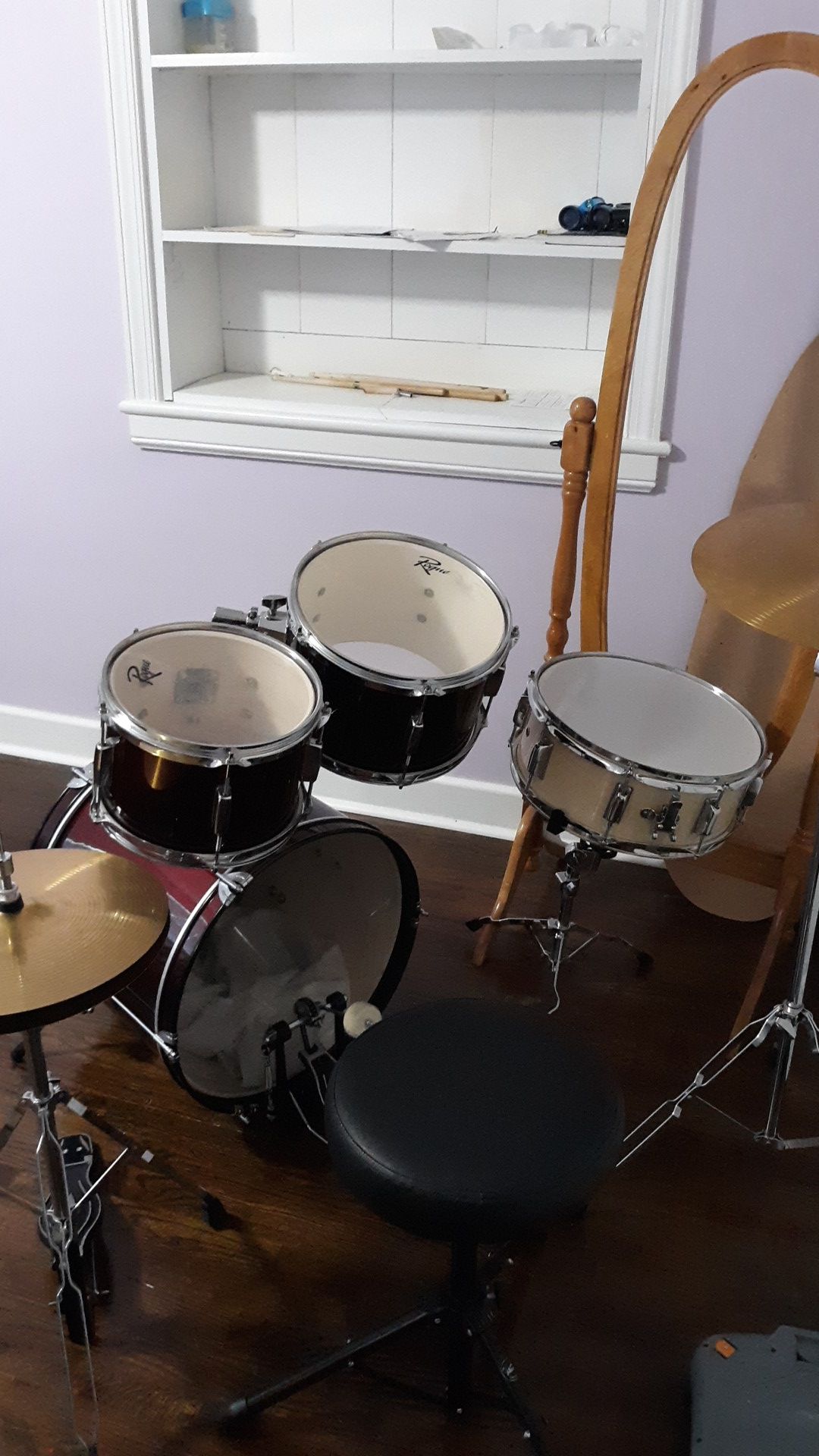 Rogue drums set.