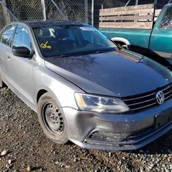 Parting out 2015 Volkswagen Jetta