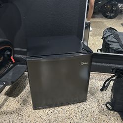 Mini Fridge
