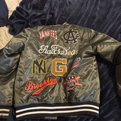 Versity Jacket 