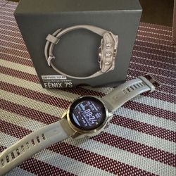 Garmin Fenix 7s Sapphire Solar 