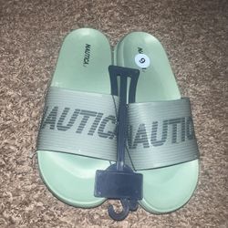 Women Size 9 Nautica Slides 