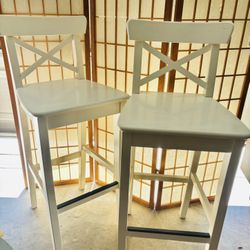 White Bar Stools 