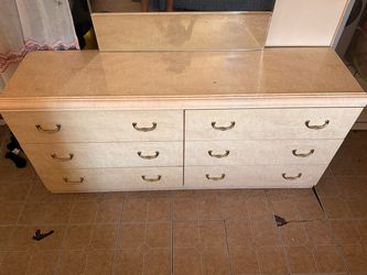Bedroom set