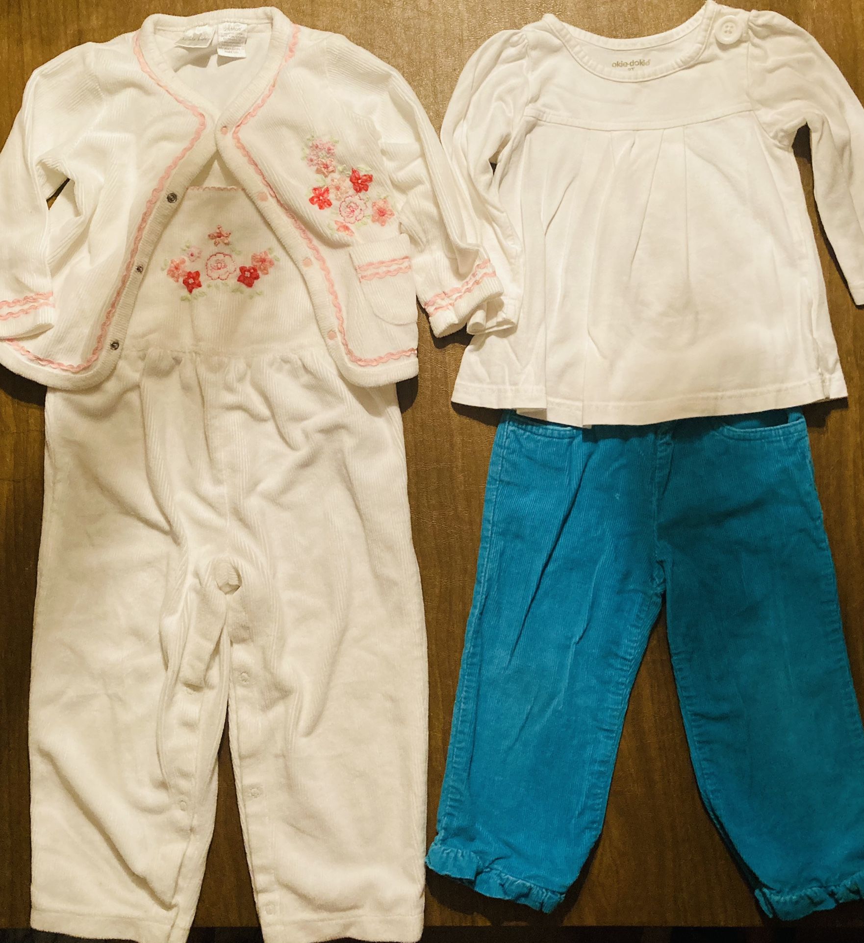 Size 24 Mth/2T Outfits
