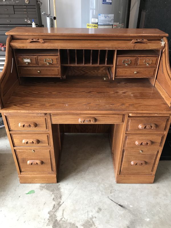 Nice Wood Desk With Locking Drawers Keys For In Nice Wood Desk With Locking Drawers