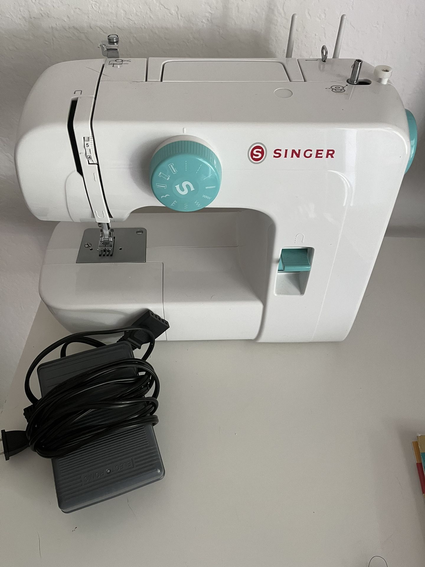 Singer Sewing Machine