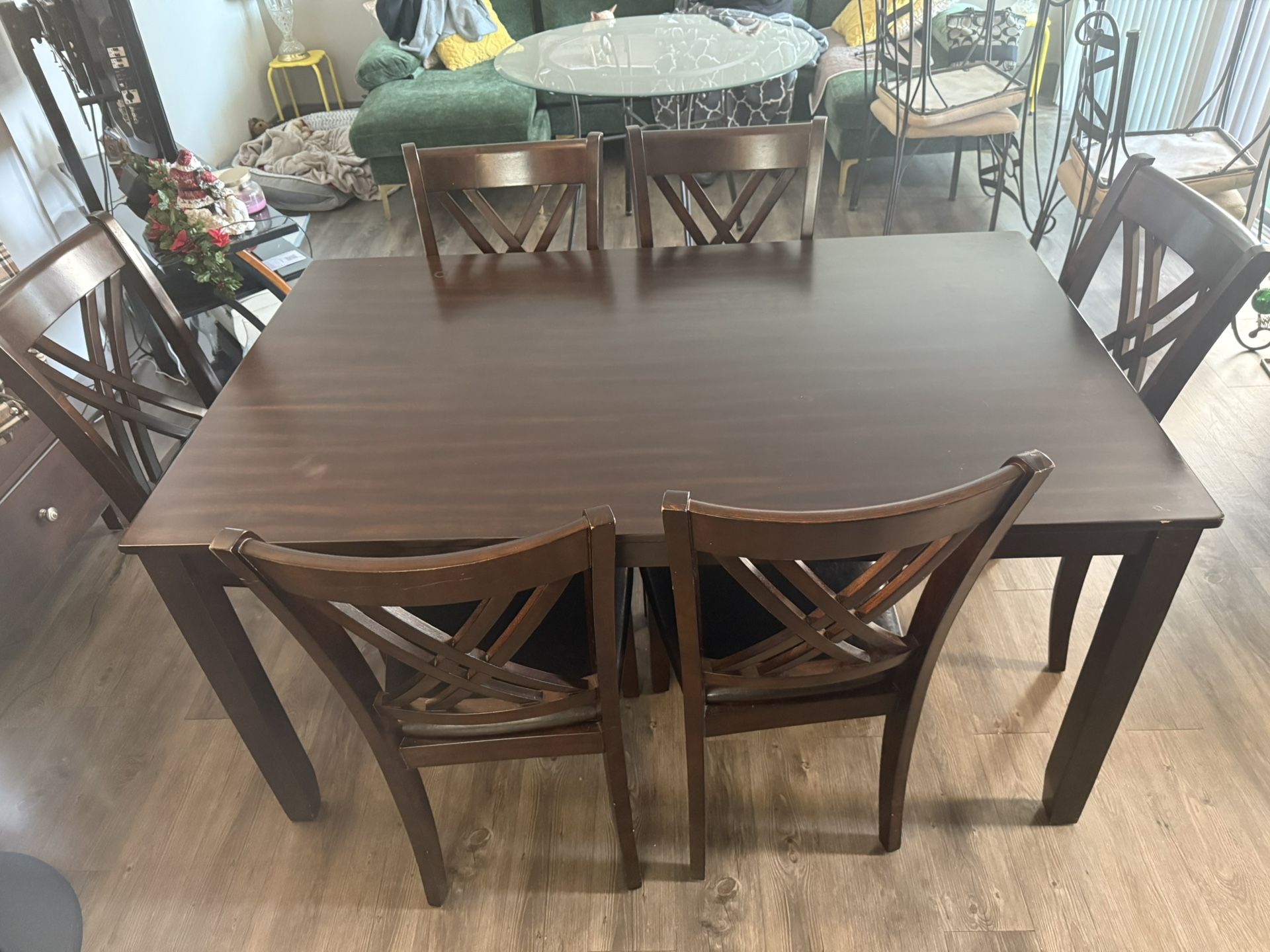 Dining Table With 6 Chairs 