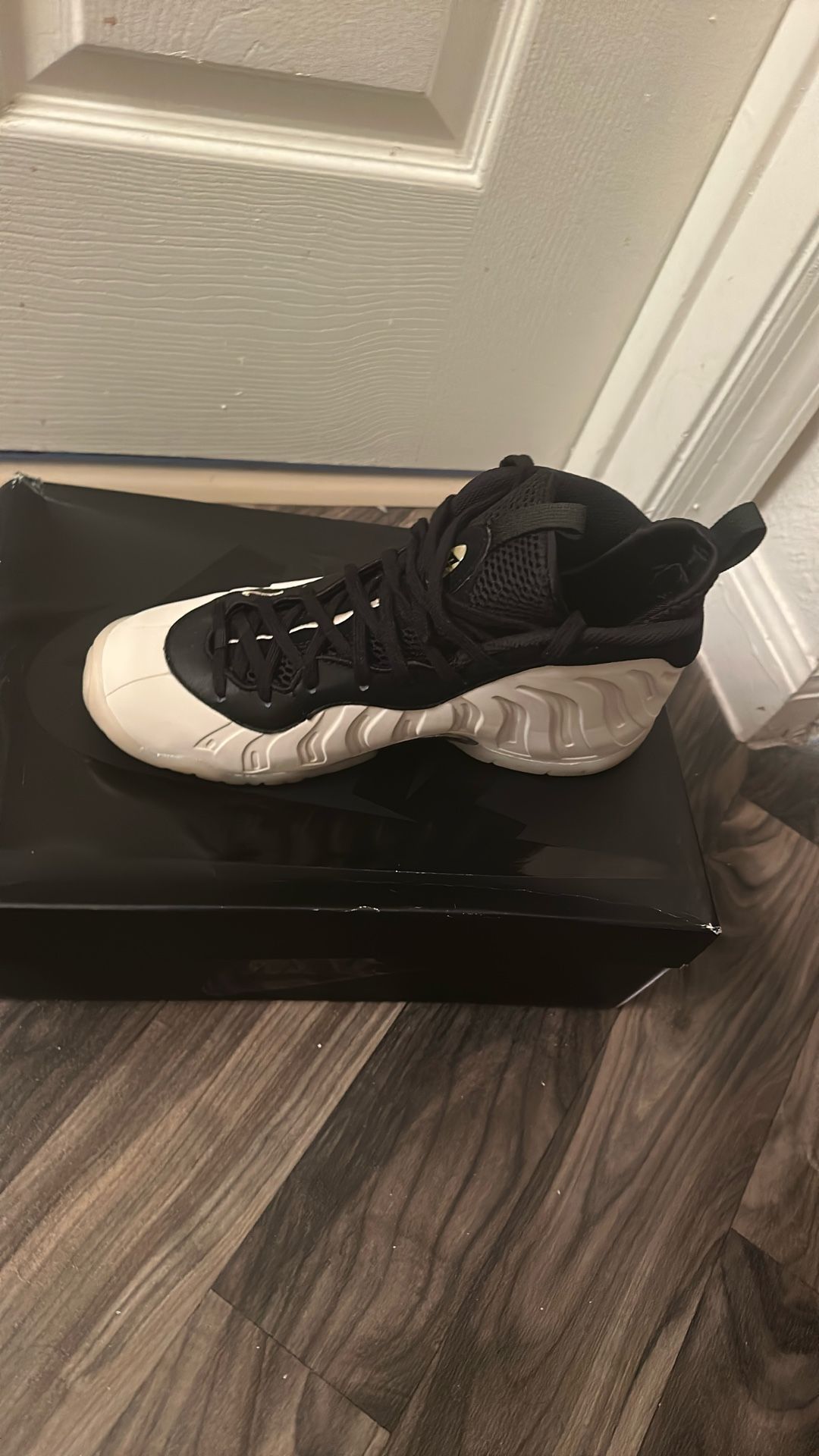 Grade School Nike Little Posite Size 7