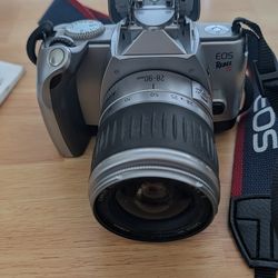 Cannon EOS Rebel Ti with lens