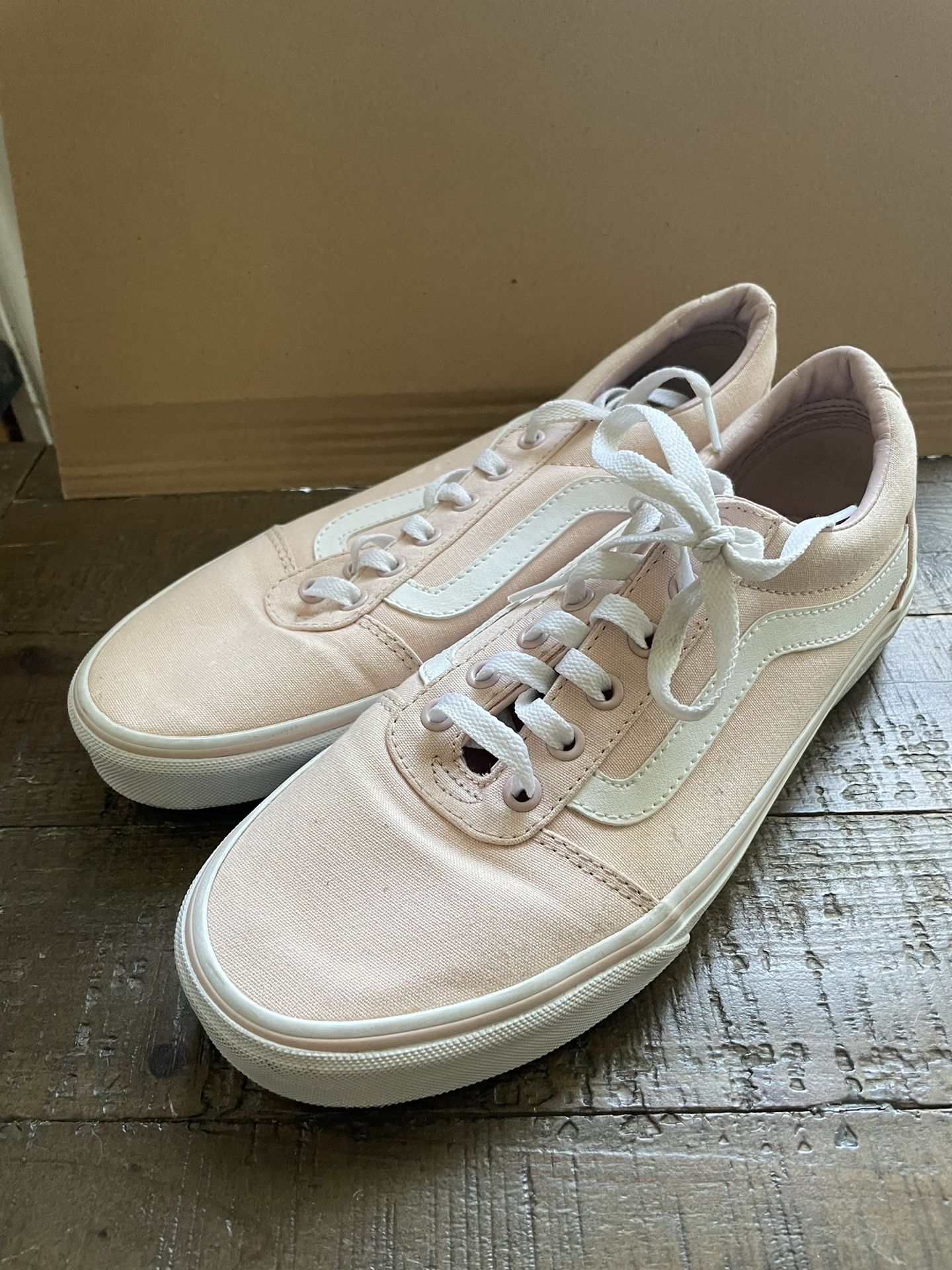 Women’s Vans