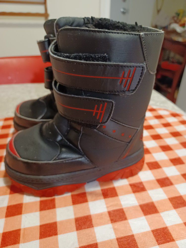 Children's Buster Brown Snow Boots Size 8