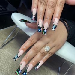 Nails 