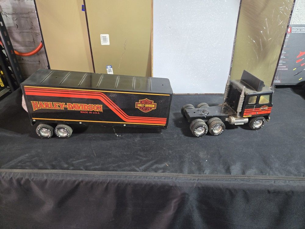 Metal Harley Davidson Truck