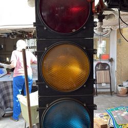 Vintage traffic signal