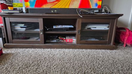 Tv stand