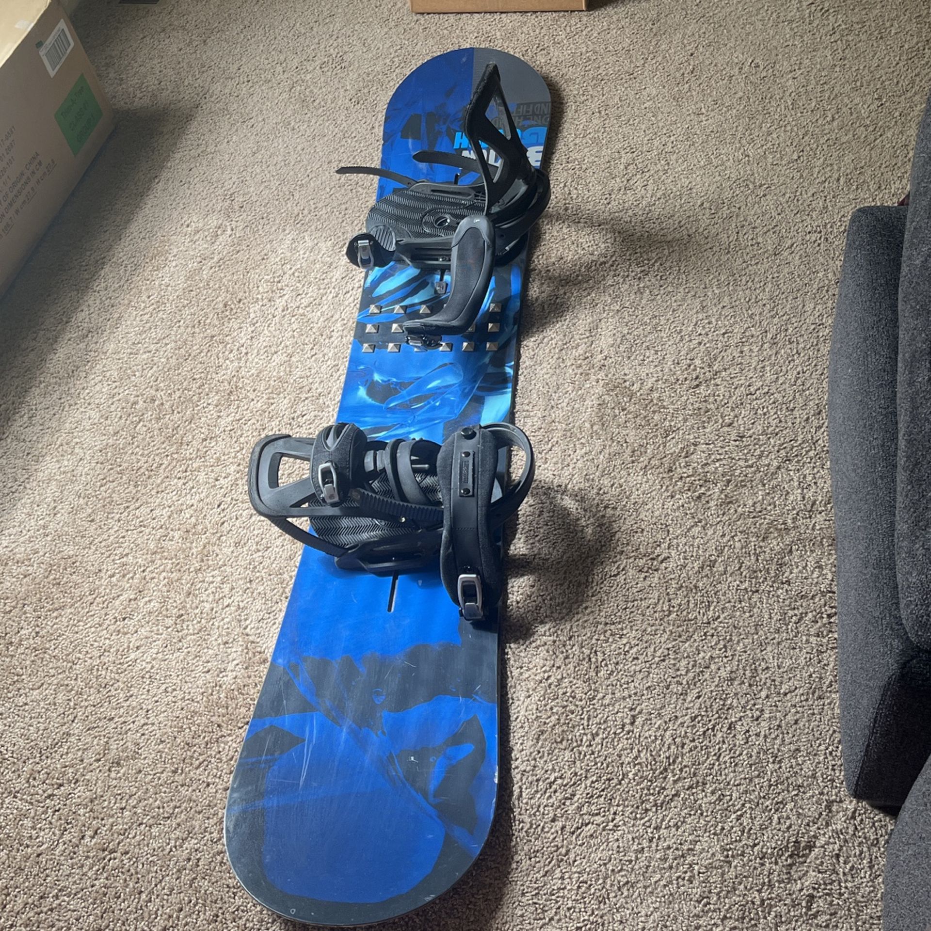 Snowboard
