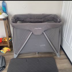 Nuna Aire With Changing Station