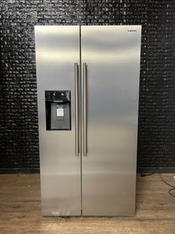 MORA REFRIGERATOR w/WARRANTY! R3191A