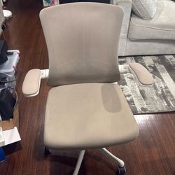 Ergo desk chair