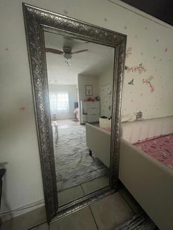 Full lenght Mirror