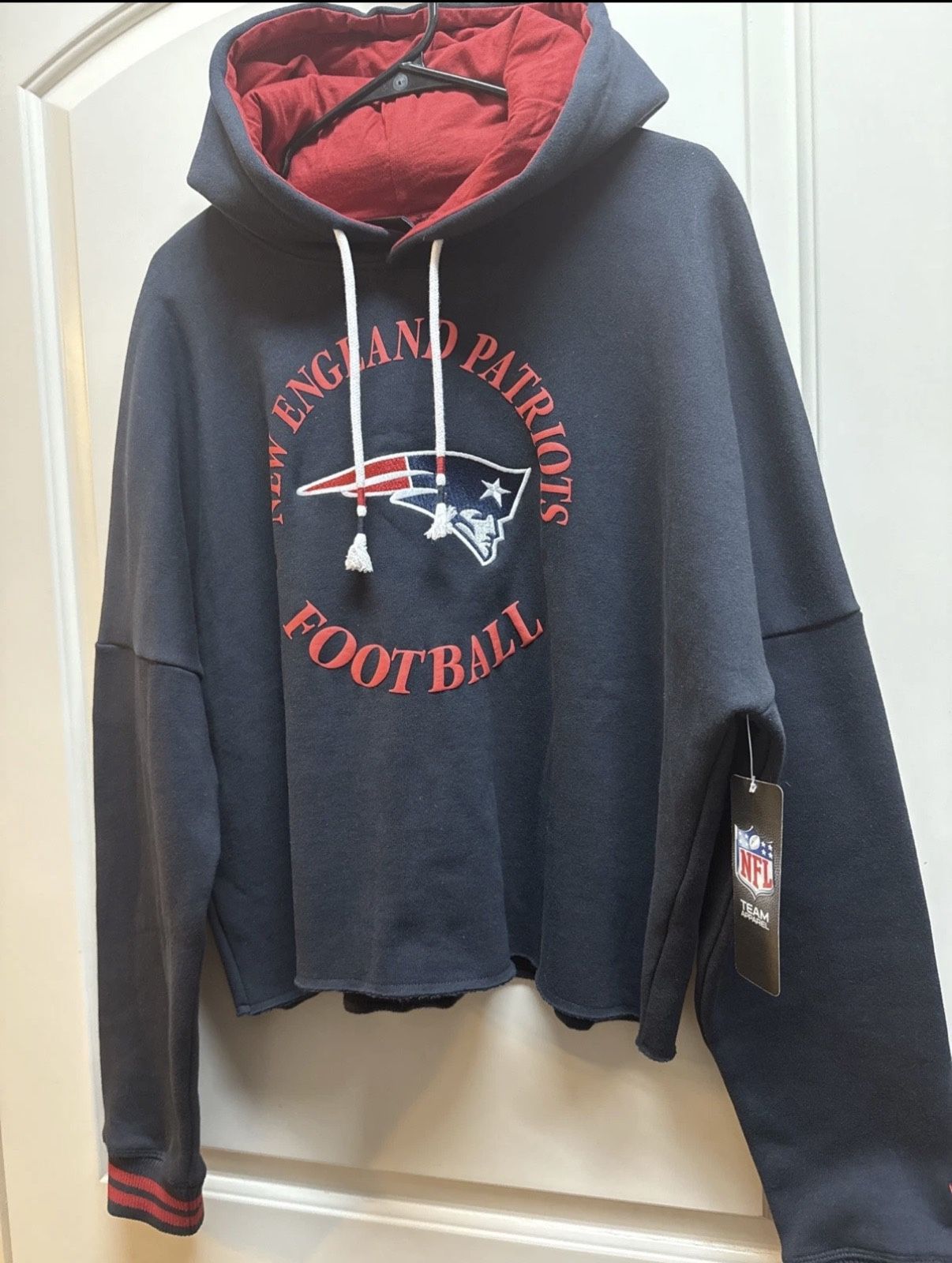 New England Patriots Crop Top Hoddie Size Large