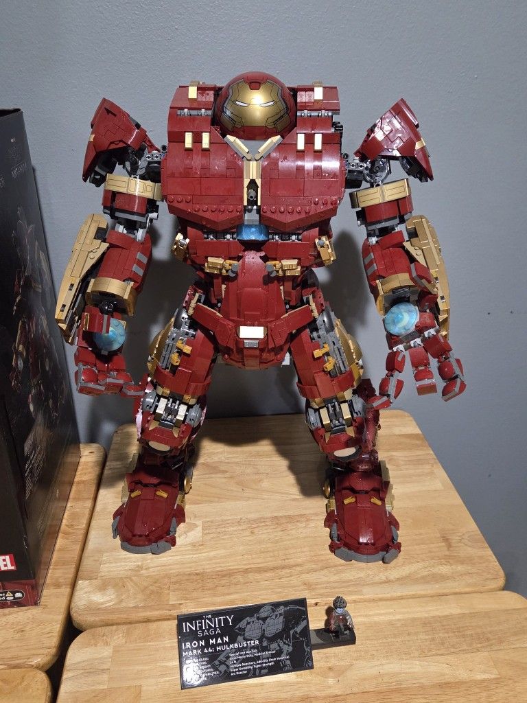 Hulk Buster Lego Set