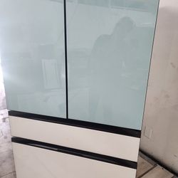 Bespoke Four-door Refrigerator Beverage Center