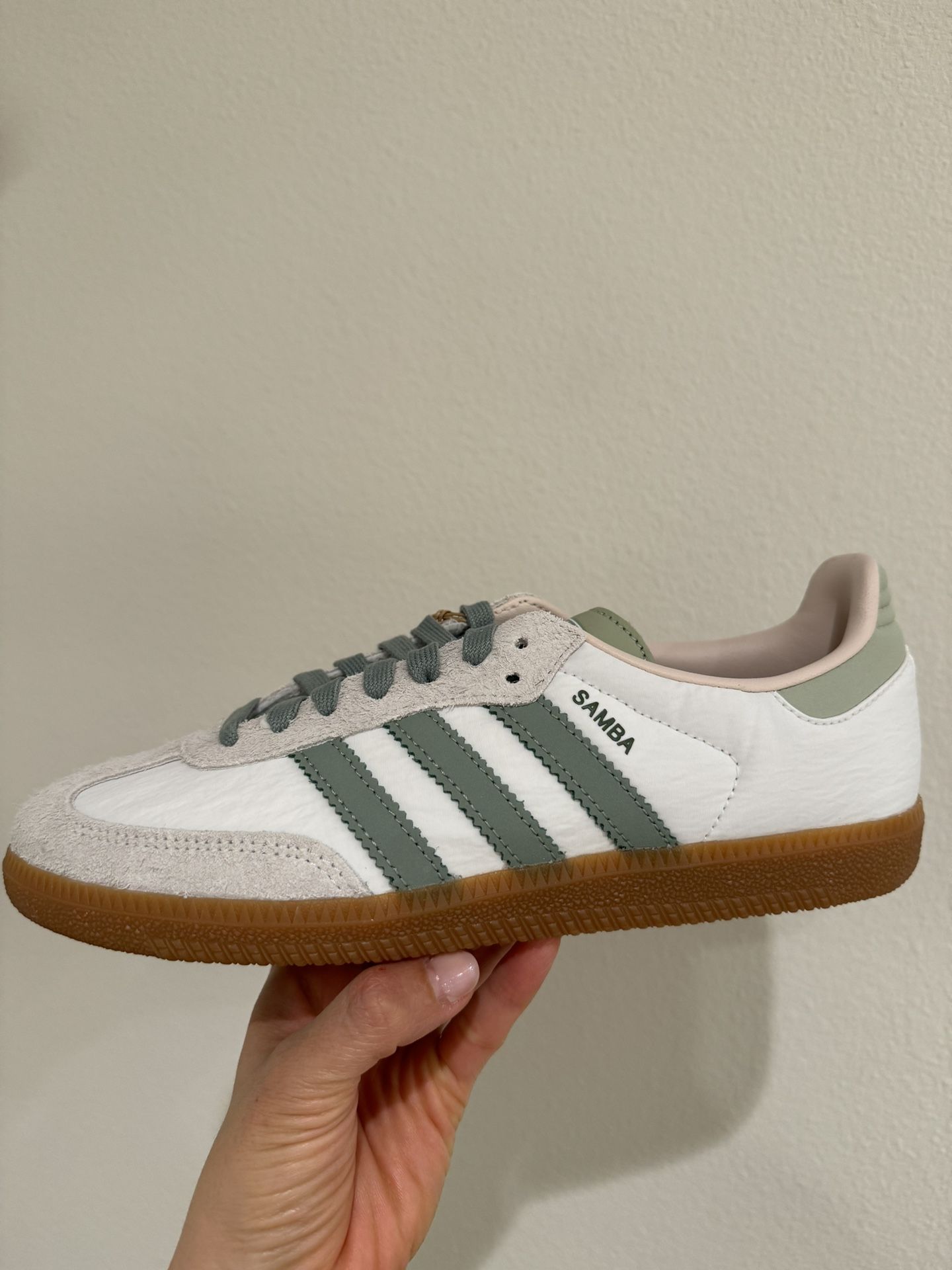 Samba OG Shoes Cloud White / Silver Green / Putty Mauve