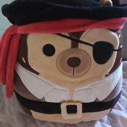 Squishmallows Hans the Hedgehog Pirate Treat Pail. 
Halloween