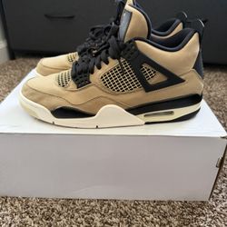 Jordan 4 Mushrooms Size 9.5 Men’s