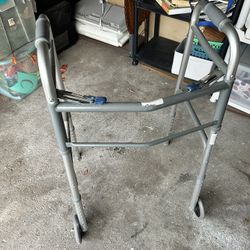 Rolling Walker 