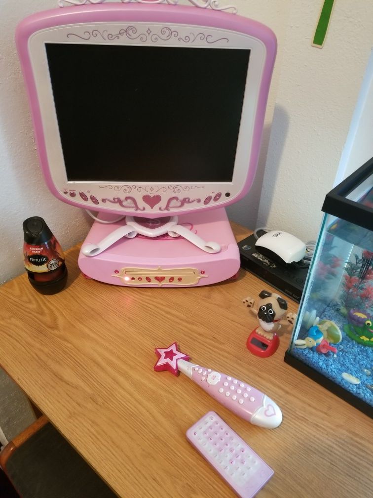 Disney princess flat screen TV and DVD player with remotes