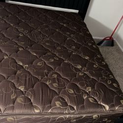 FULL SIZE BED For 60$