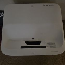 Epson EpiqVision Ultra LS300W Projector
