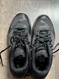 Black ASICS Volleyball Shoes 6 1/2
